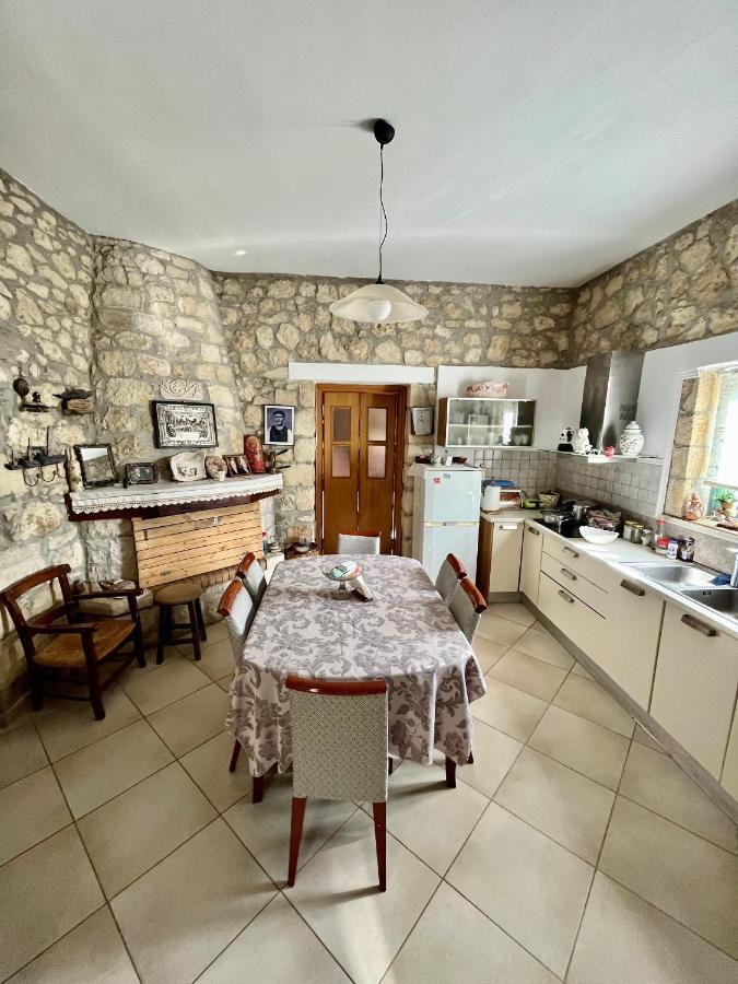 הוילה Khárakas Katerina'S Rest Stone Ηouse מראה חיצוני תמונה