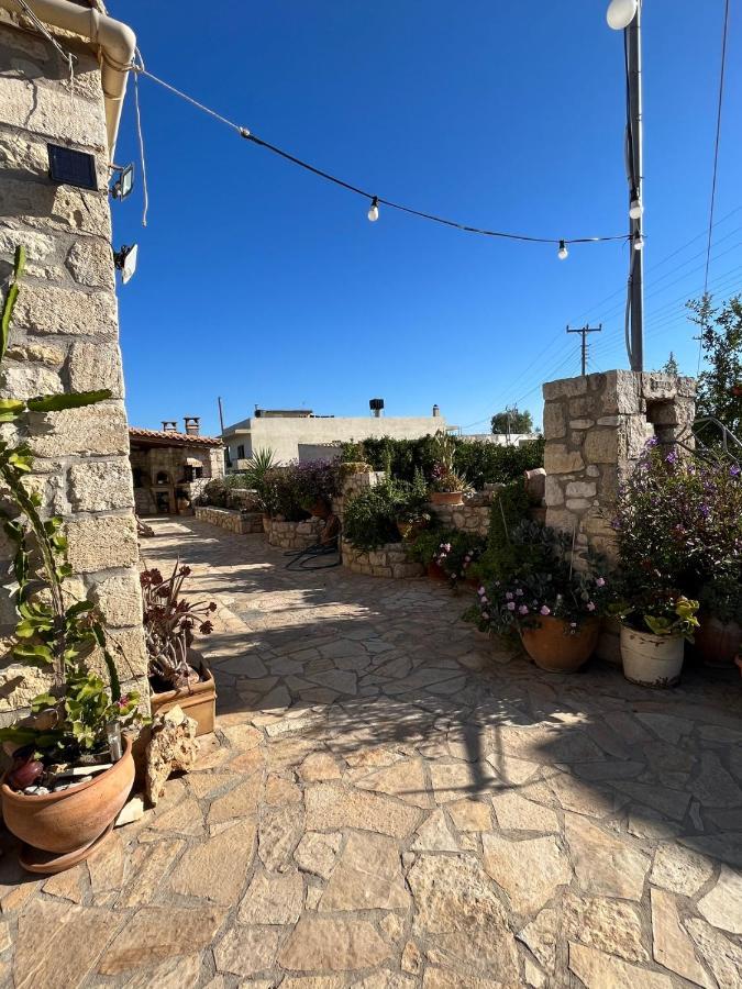 הוילה Khárakas Katerina'S Rest Stone Ηouse מראה חיצוני תמונה