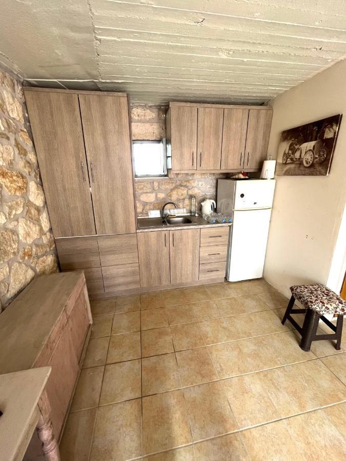 הוילה Khárakas Katerina'S Rest Stone Ηouse מראה חיצוני תמונה