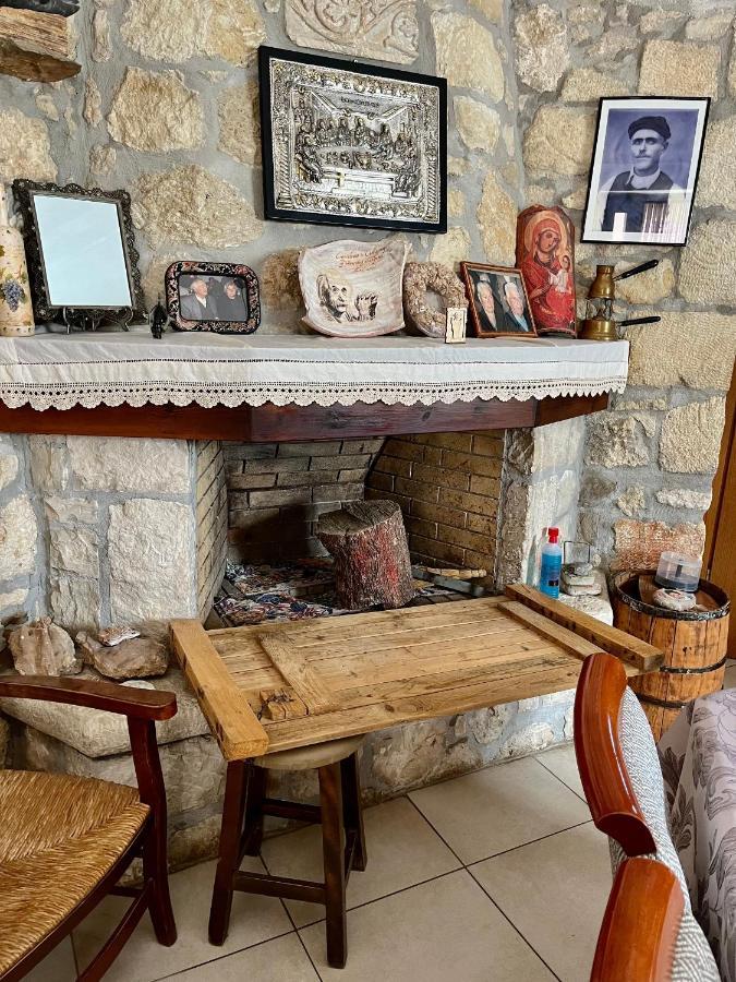 הוילה Khárakas Katerina'S Rest Stone Ηouse מראה חיצוני תמונה